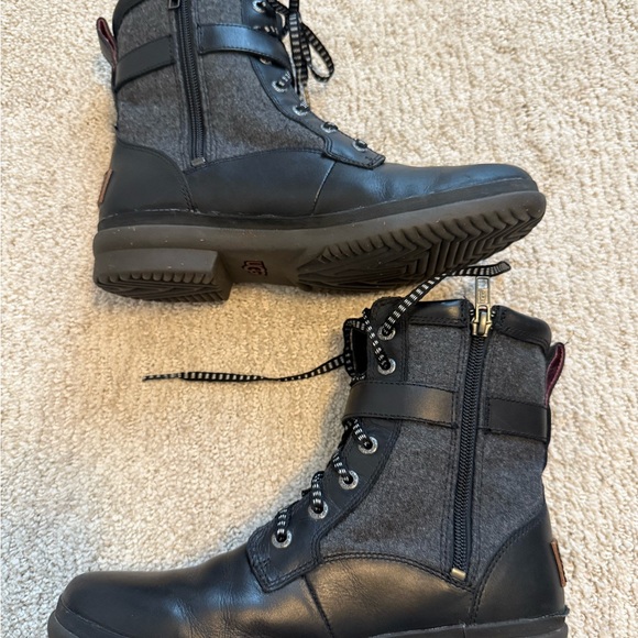 UGG Women's KeseyWaterproof Boot Black Excellent Used Condition Size 7 US - Picture 2 of 13